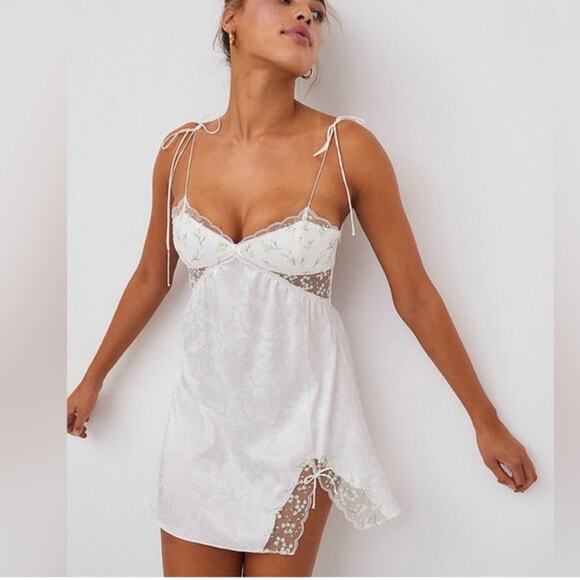 For Love and Lemons Baby's Breath Slip Dress White XL - Picture 1 of 8